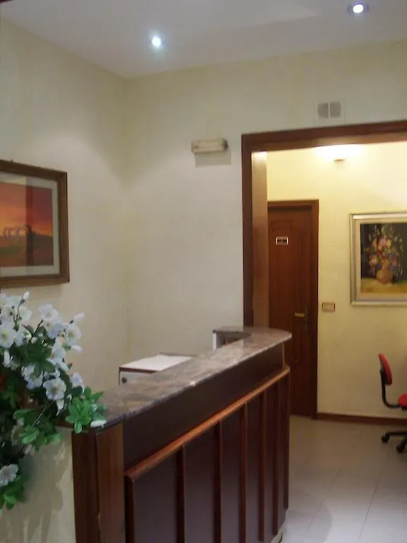 Hotel Pensione Romeo Bari